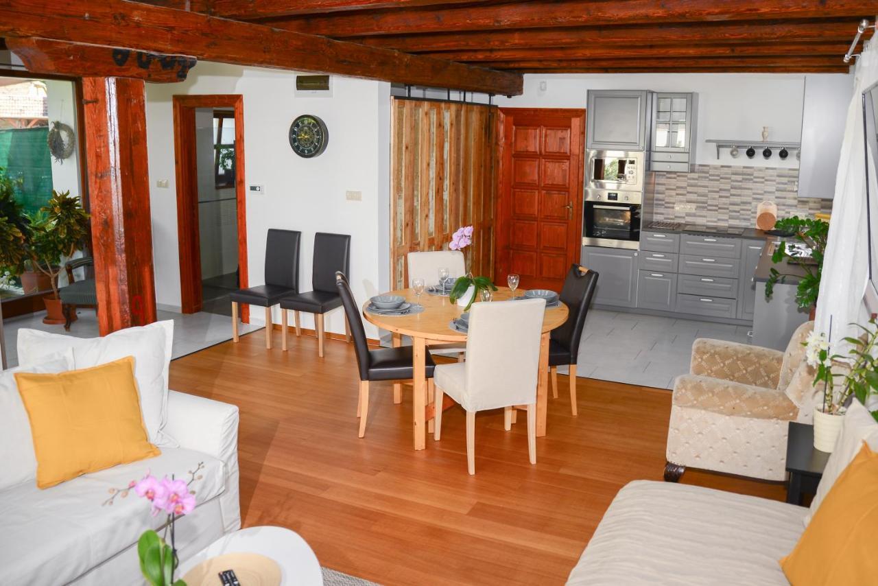 Somos Apartman Győr Eksteriør bilde