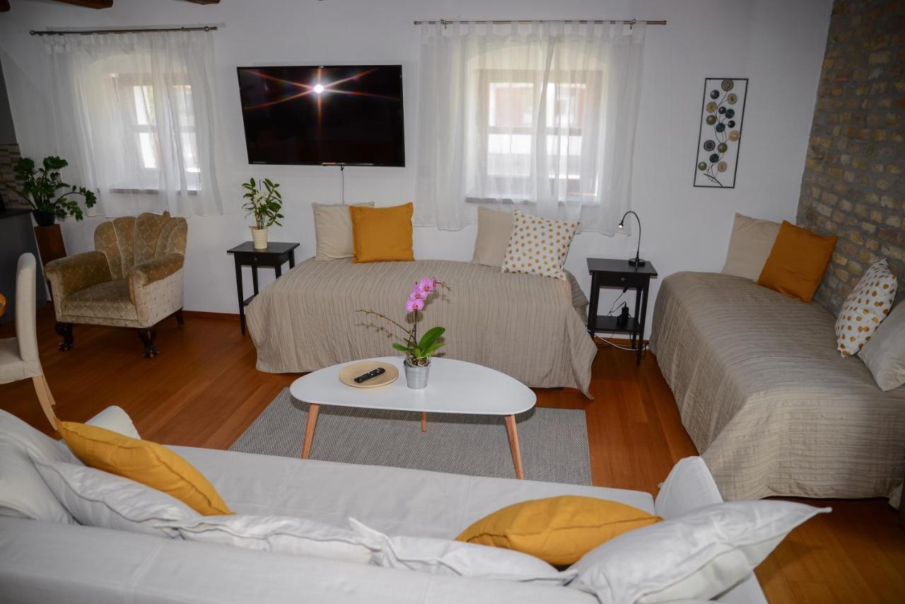 Somos Apartman Győr Eksteriør bilde